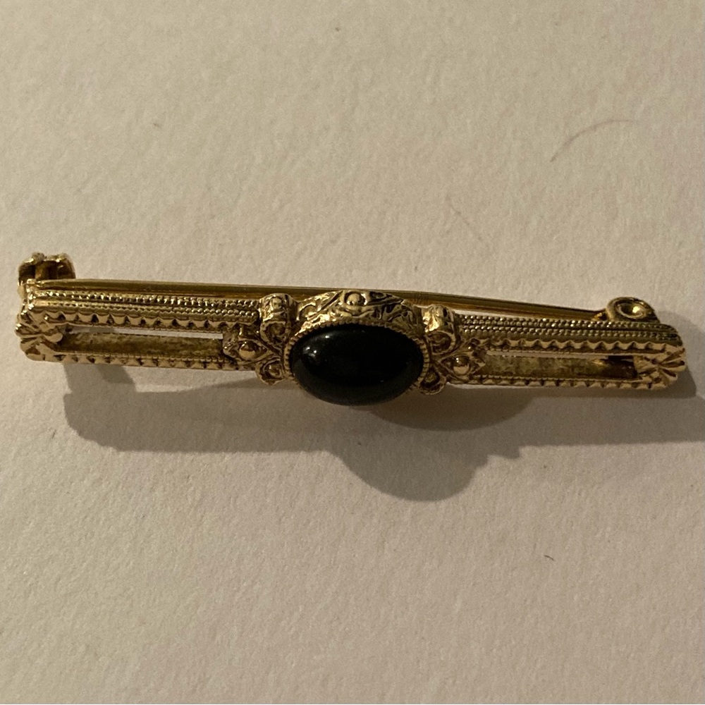 EUC 1928 Gold tone/faux onyx bar style  brooch/pin